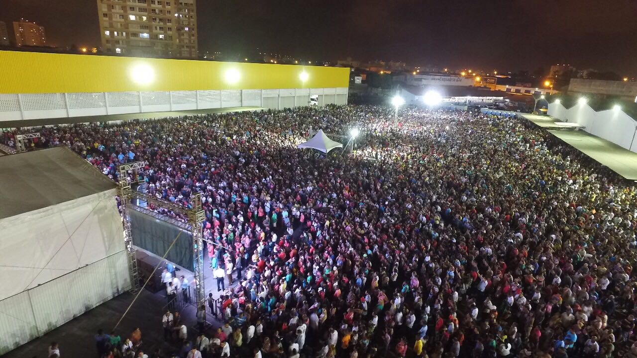 Imagem de capa - Ex-obreira, que está presa, é alcançada pela Caravana do Resgate em Sergipe